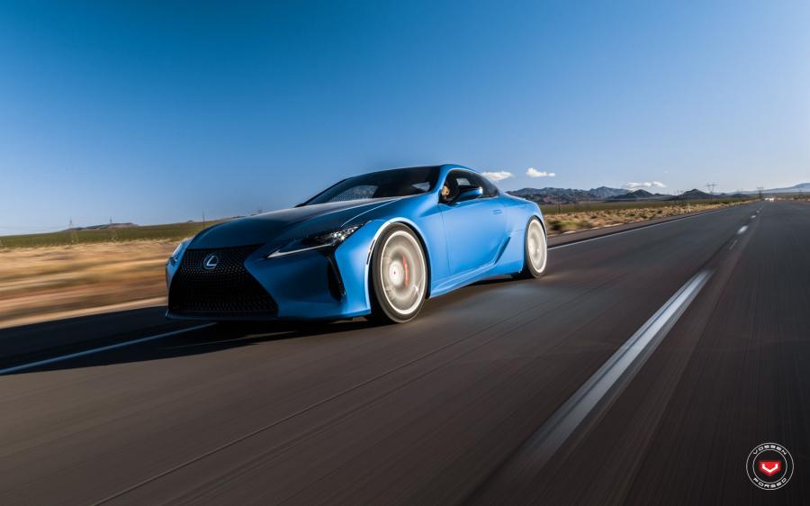  Lexus LC500 on Vossen Wheels (CG-205T) 2017 года  (фото 17 из 21)